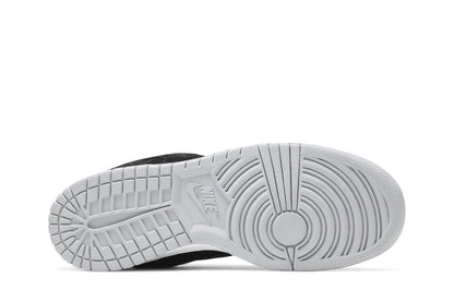 Tênis Medicom Toy x Nike SB Dunk Low Bearbrick Preto