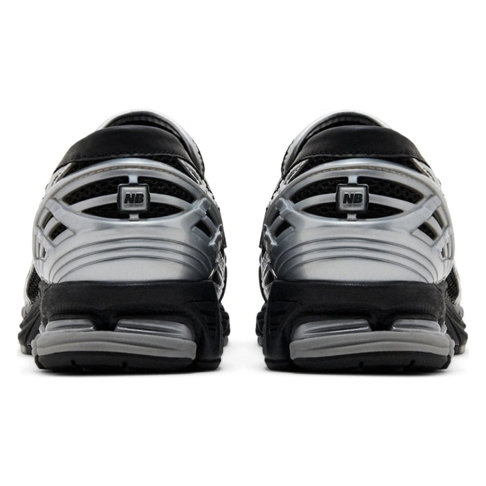 Tênis New Balance 1906L Silver Metallic Black Prateado - foto 4