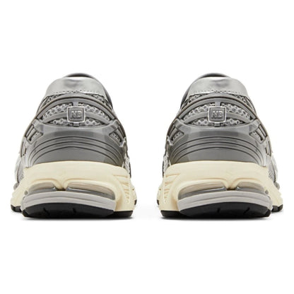 Tênis New Balance 1906L Silver Shadow Grey Slip-on Prata - foto 5