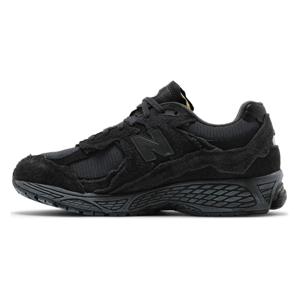 Tênis New Balance 2002R Protection Pack Phantom Preto - lateral interna