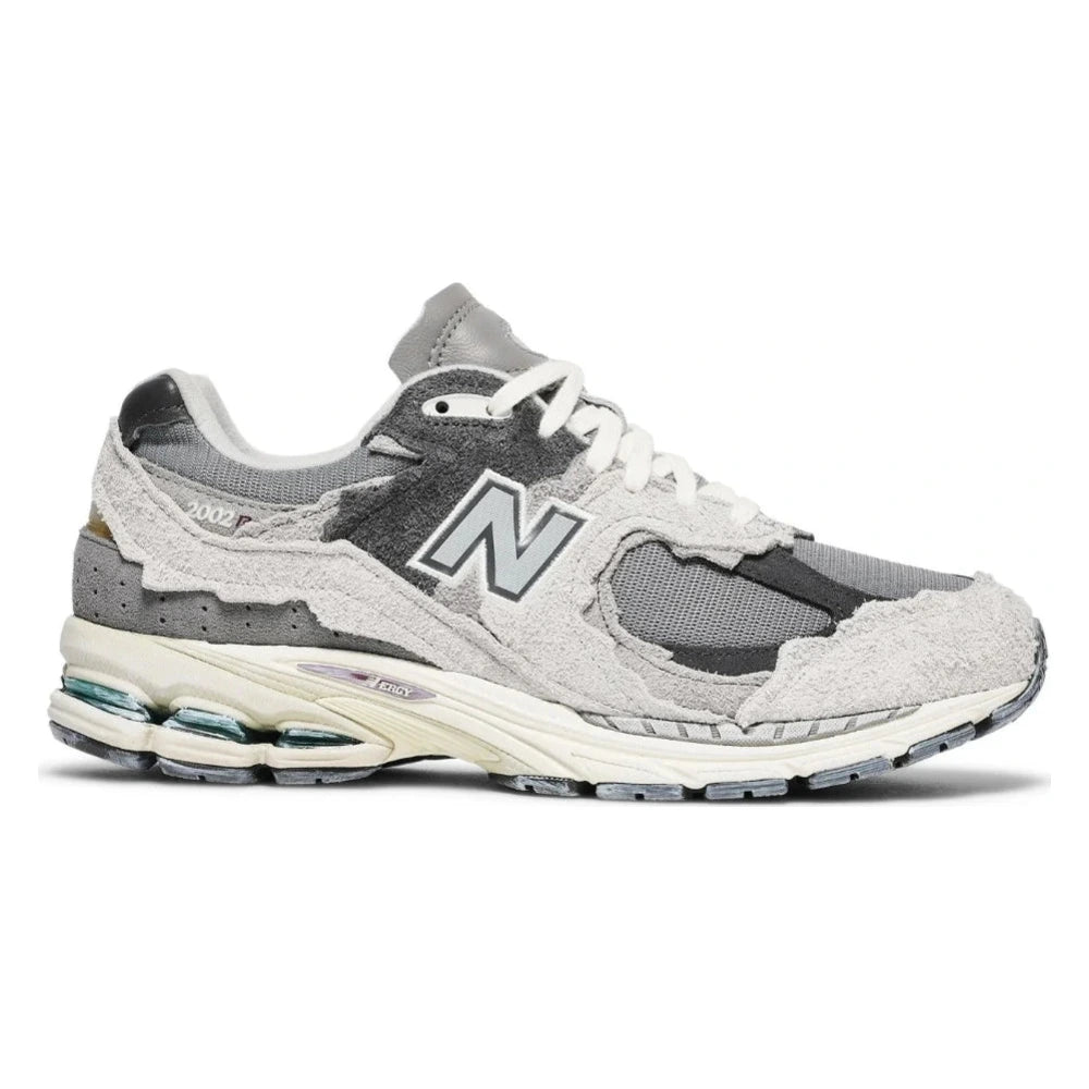 Tênis New Balance 2002R Protection Pack Rain Cloud Cinza