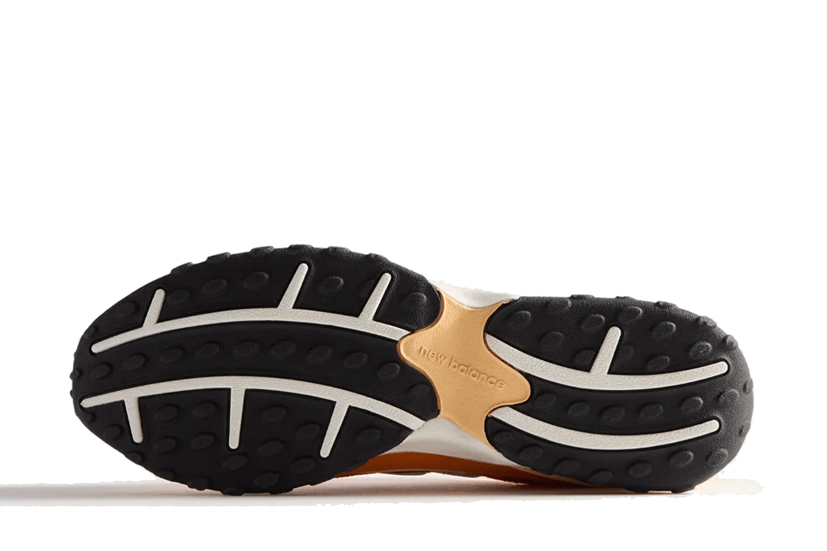 Tênis New Balance 204L Kith Orange Laranja