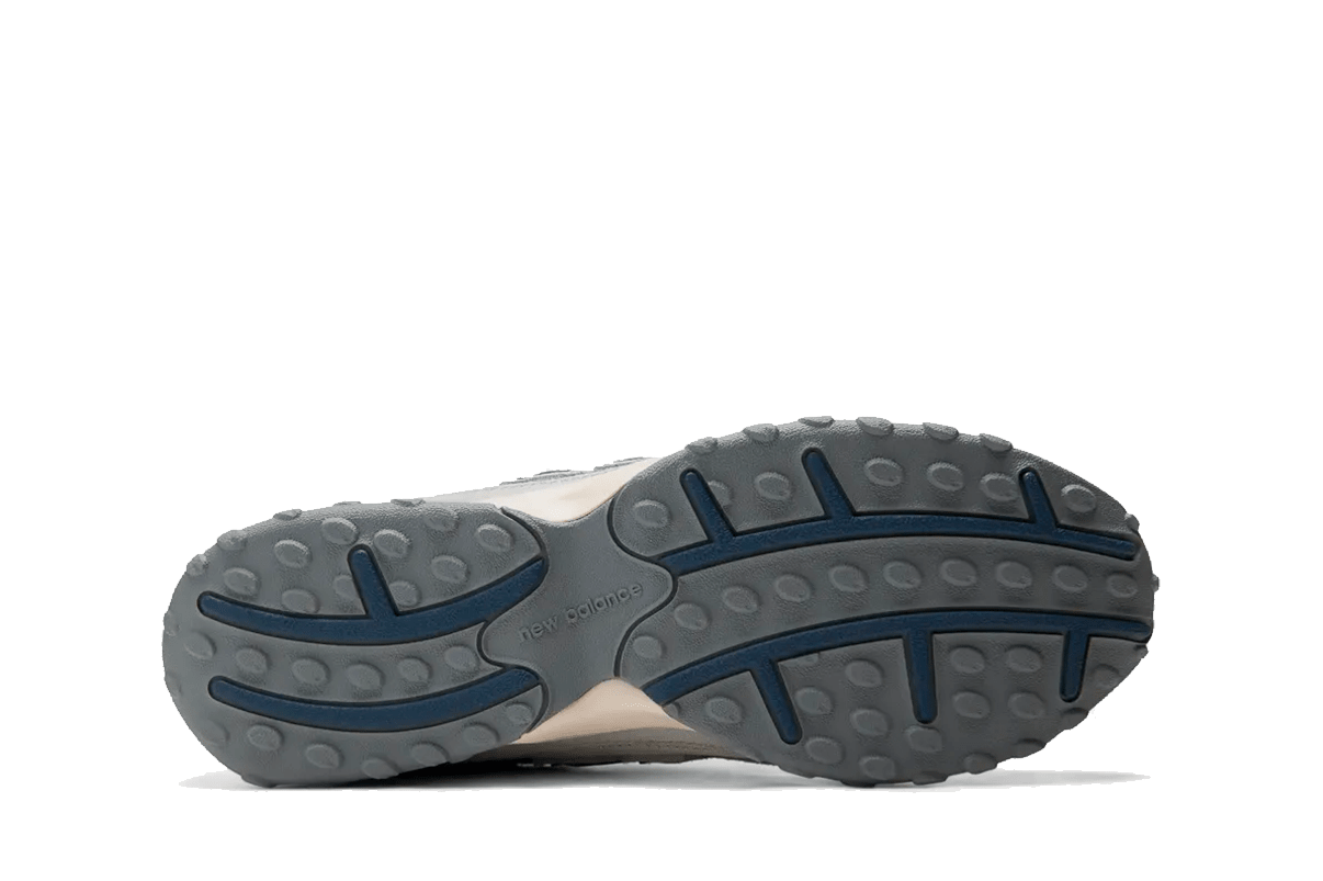 Tênis New Balance 204L Raincloud Ash Wood Cinza