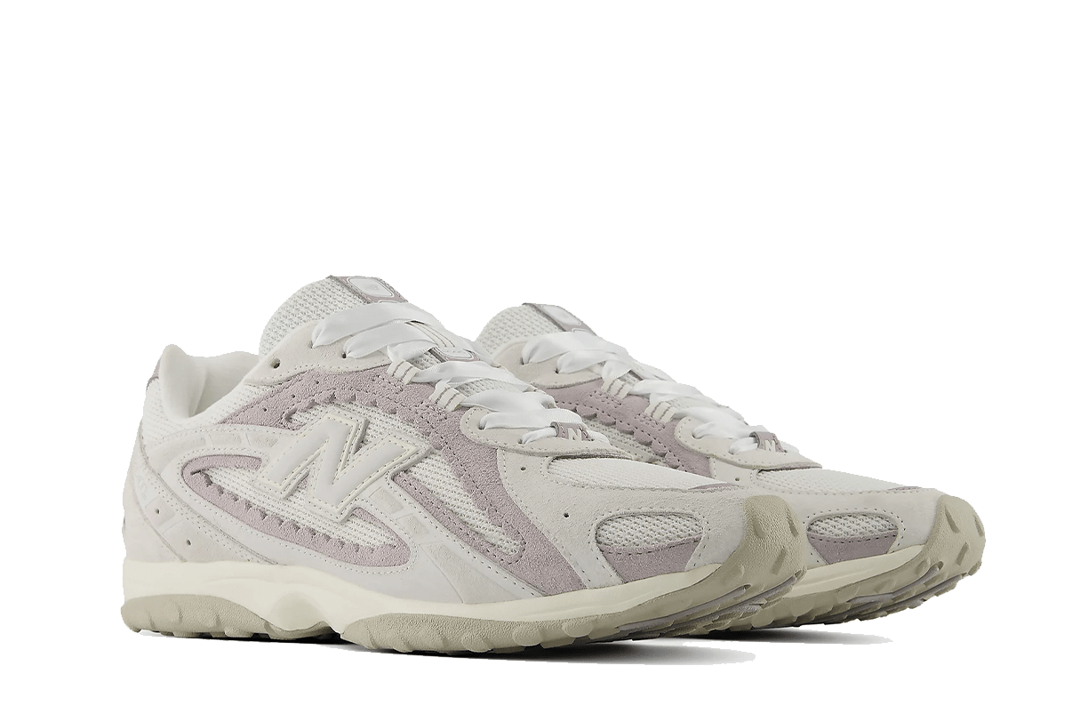Tênis New Balance 204L Reflection Bege
