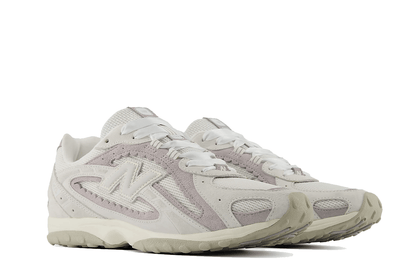Tênis New Balance 204L Reflection Bege