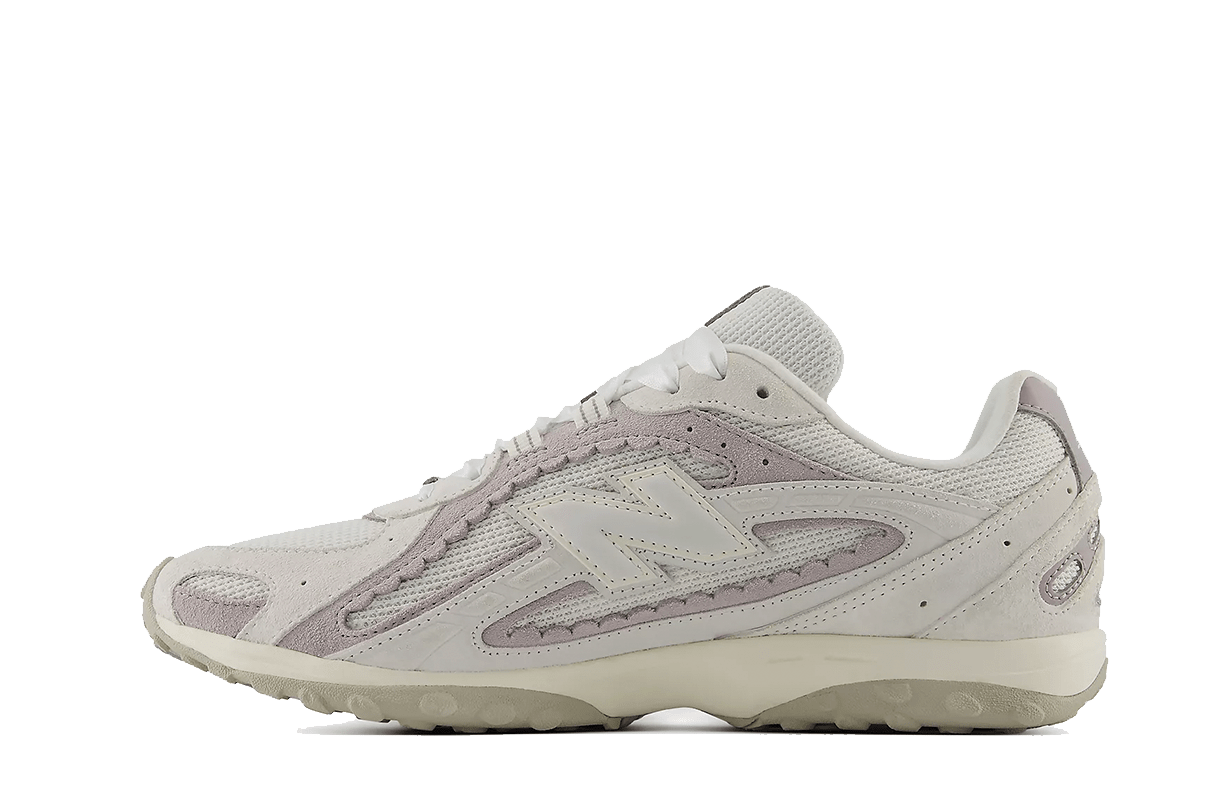 Tênis New Balance 204L Reflection Bege