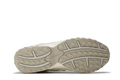 Tênis New Balance 204L Sea Salt Linen Bege