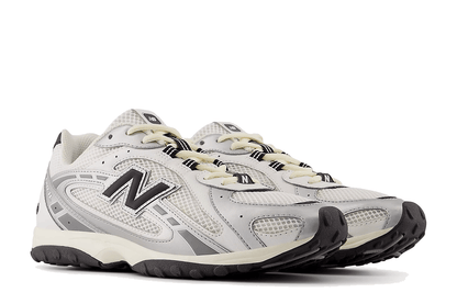 Tênis New Balance 204L Silver Metallic Black Prateado