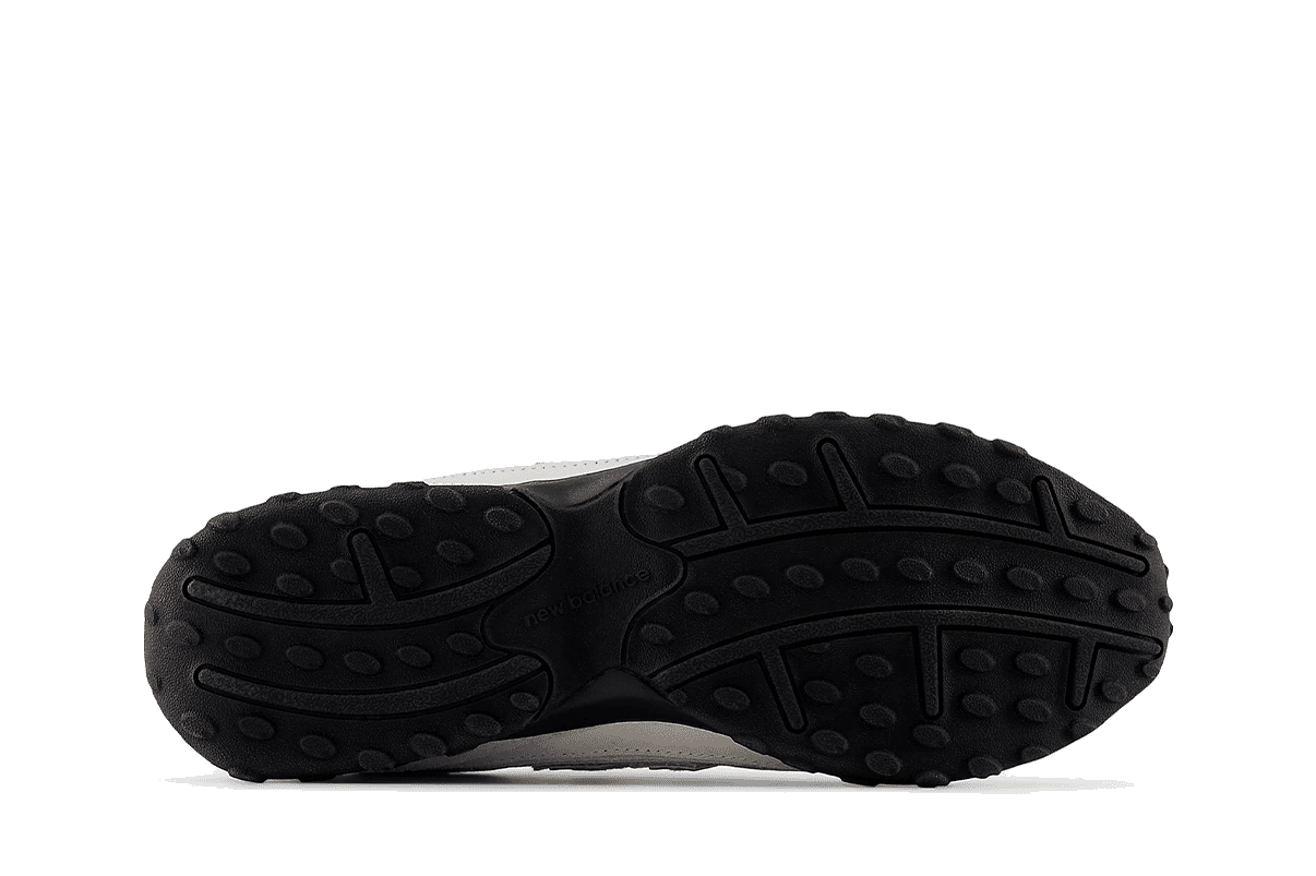 Tênis New Balance 204L Year of the Horse White Bege