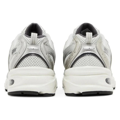 Tênis New Balance 530 Grey Matter Silver Metallic Cinza - foto 4