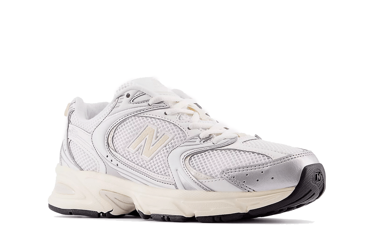 Tênis New Balance 530 Silver Metallic Linen Bege