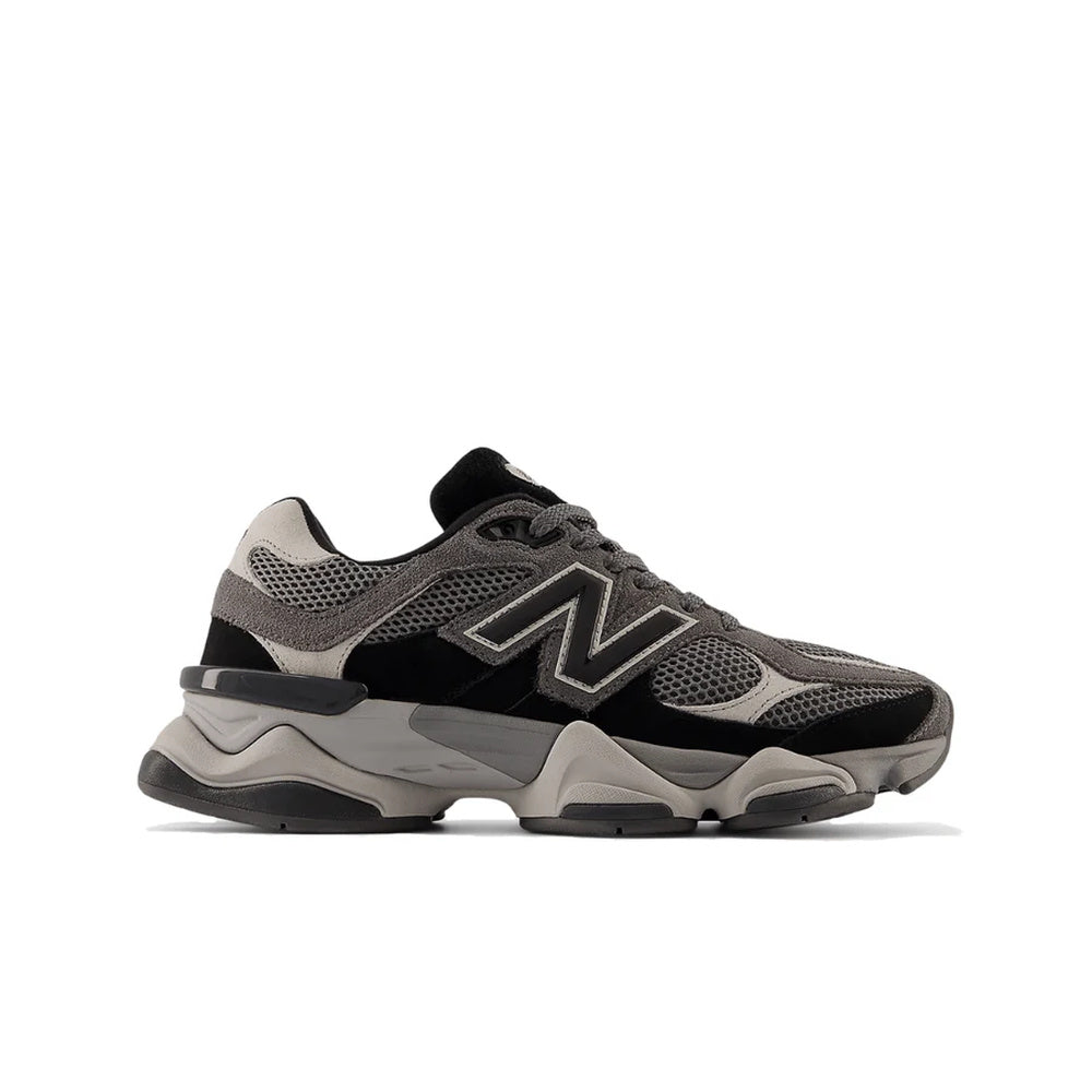 Tênis New Balance 9060 Black Castlerock Preto