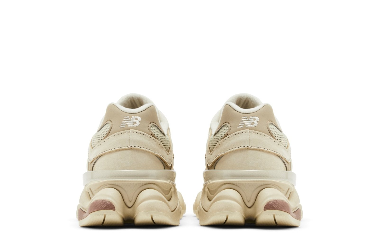 Tênis New Balance 9060 Bone Sparrow Marrom