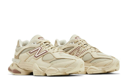 New Balance 9060 Bone Sparrow Marrom