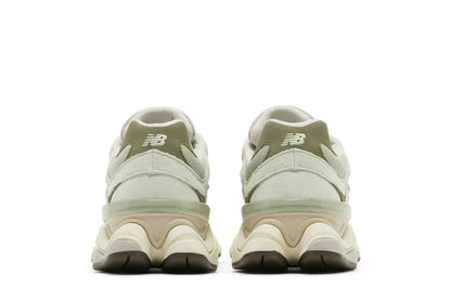 New Balance 9060 Olivine Verde