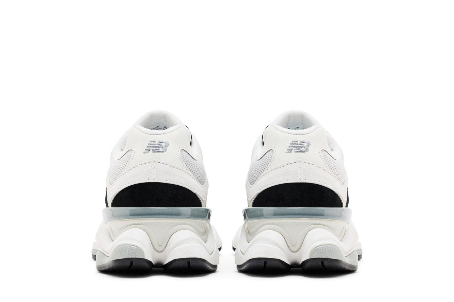 Tênis New Balance 9060 Reflection Black Suede Branco White