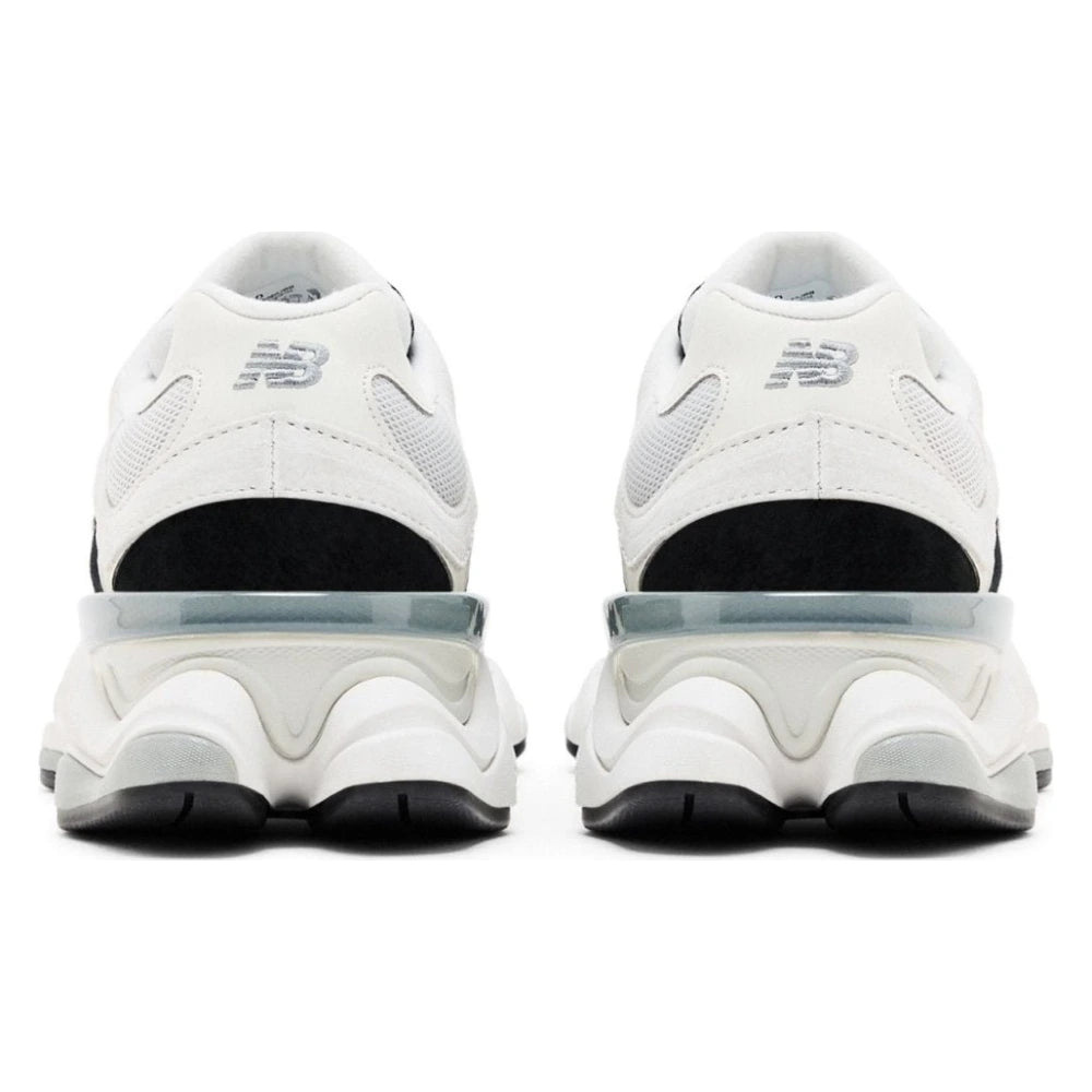 Tênis New Balance 9060 Reflection Black Suede Branco White - foto 5