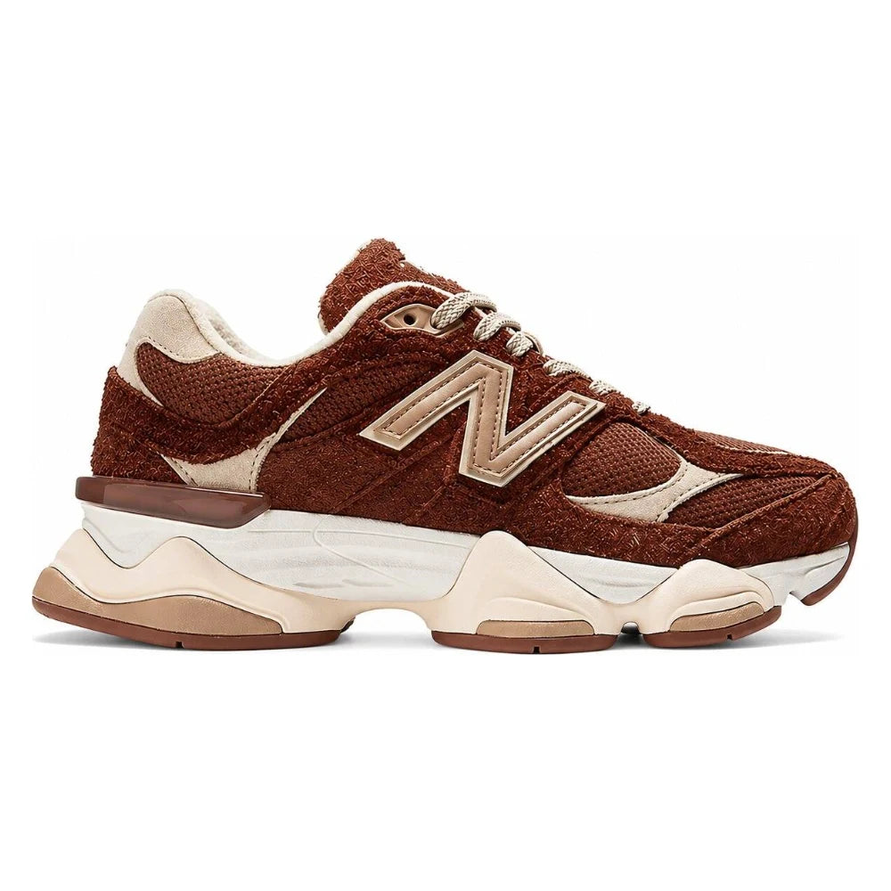 Tênis New Balance 9060 Rich Oak Marrom