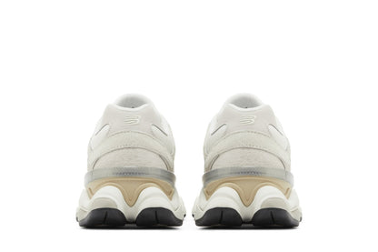Tênis New Balance 9060 Sea Salt Moonbeam Branco White