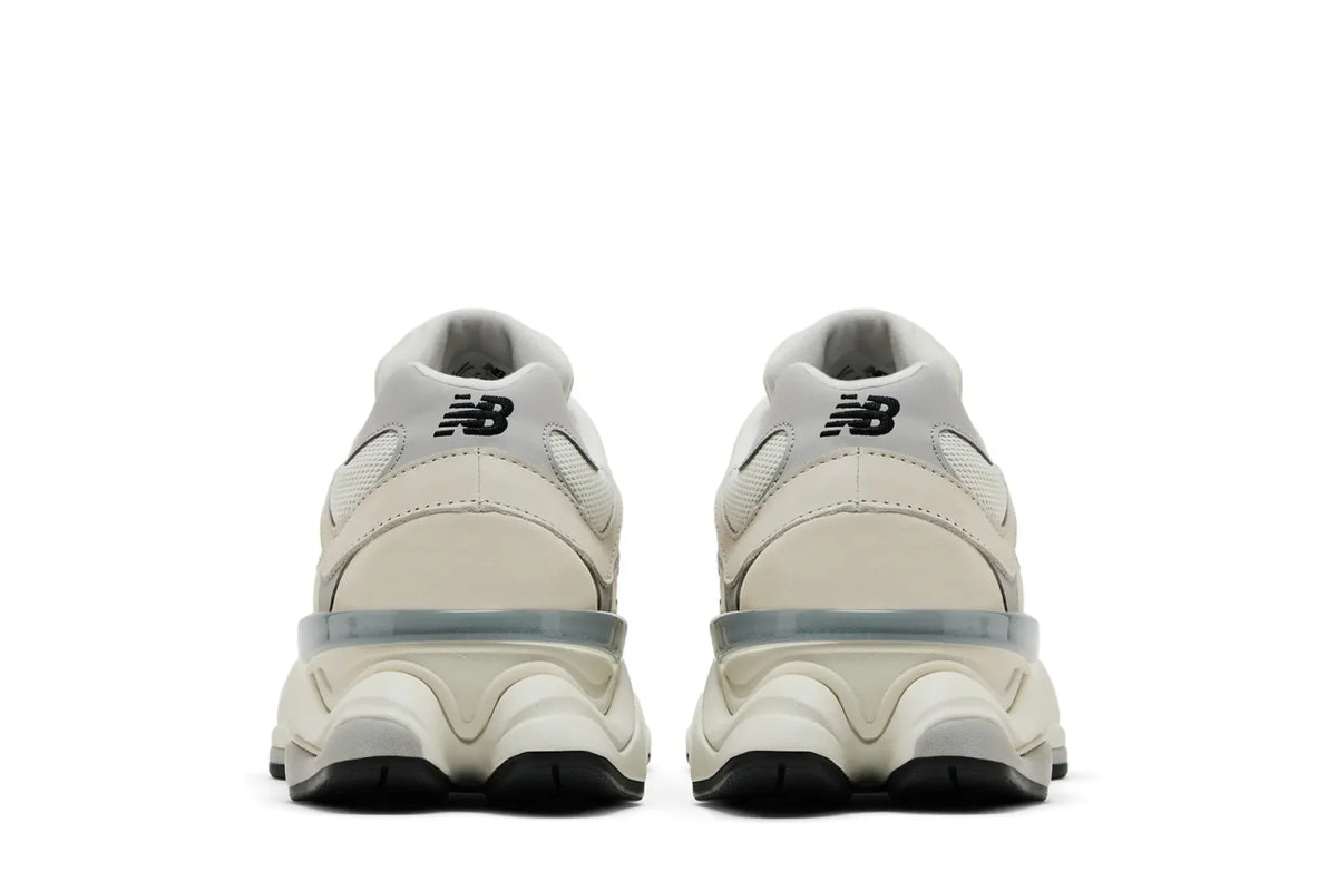 Tênis New Balance 9060 Sea Salt Raincloud Cinza - foto 5