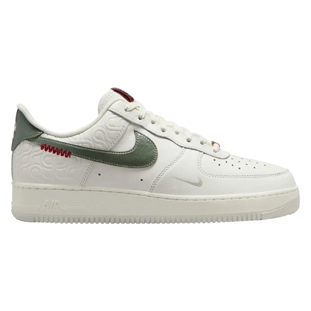 Tênis Nike Air Force 1 &