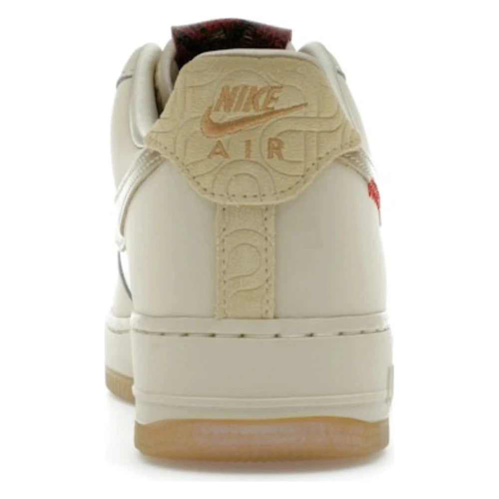 Tênis Nike Air Force 1 &