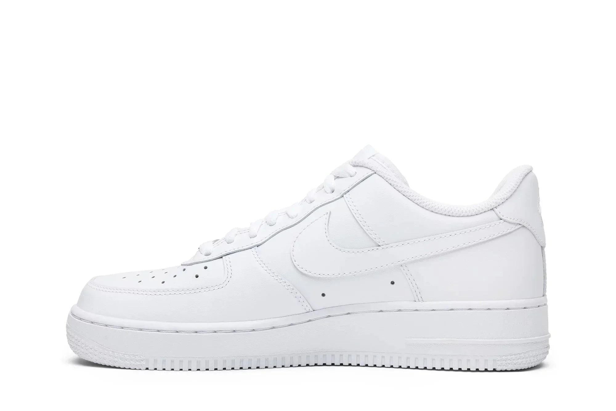 Nike Air Force 1 &
