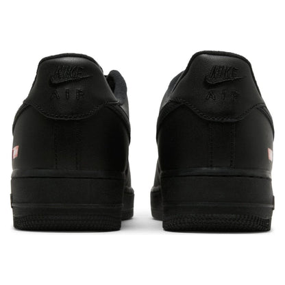 Tênis Nike Air Force 1 Low x Supreme Black Preto - foto 4