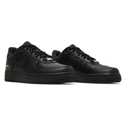 Tênis Nike Air Force 1 Low x Supreme Black Preto - foto 5