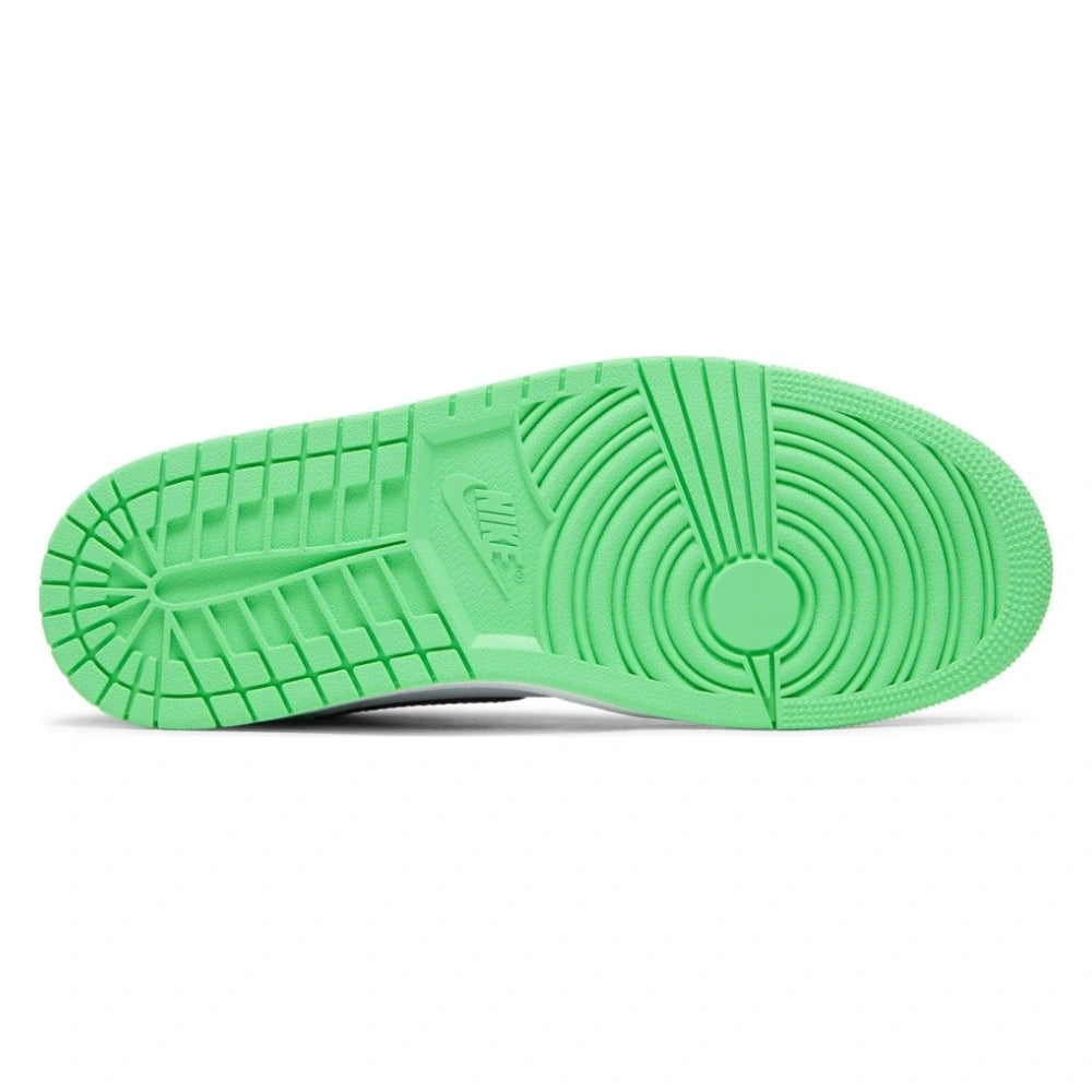 Tênis Nike Air Jordan 1 High OG Green Glow Verde - foto 3