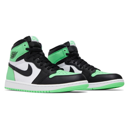 Tênis Nike Air Jordan 1 High OG Green Glow Verde - foto 5