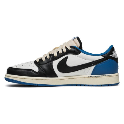 Tênis Nike Air Jordan 1 Low Fragment x Travis Scott Branco Preto Azul - foto 2