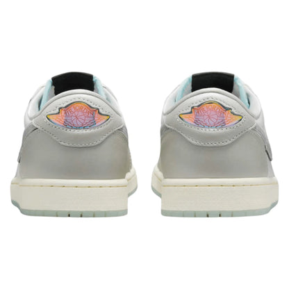 Tênis Nike Air Jordan 1 Low Lunar New Year Photon Dust Cinza - foto 6