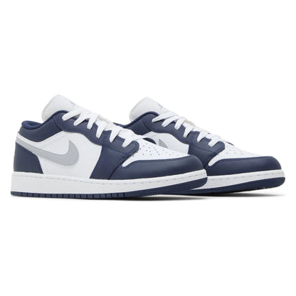 Tênis Nike Air Jordan 1 Low Midnight Navy Wolf Grey Azul Marinho - foto 5