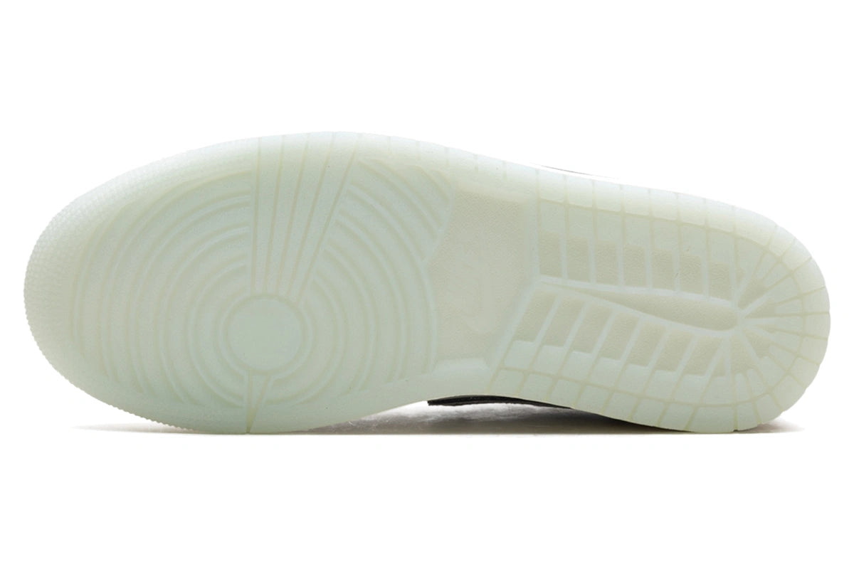 Tênis Nike Air Jordan 1 Low Og Year of Snake 2025 Cinza - foto 5