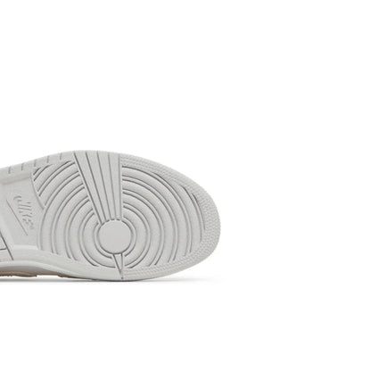 Tênis Nike Air Jordan 1 Low SE Craft Inside Out White Phantom Bege - foto 5