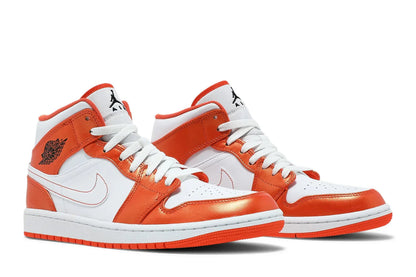Tênis Nike Air Jordan 1 Mid SE Electro Orange Laranja