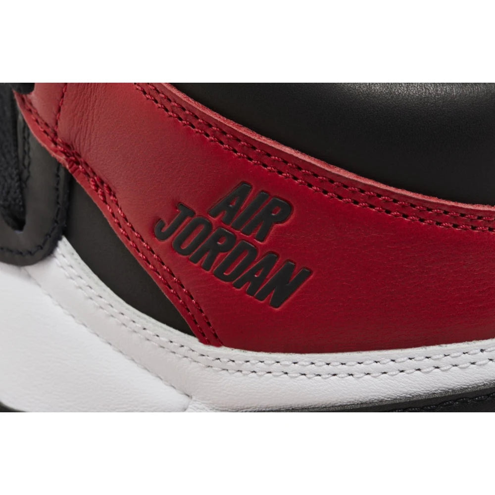 Tênis Nike Air Jordan 1 Retro High OG Black Toe Reimagined Vermelho - foto 6