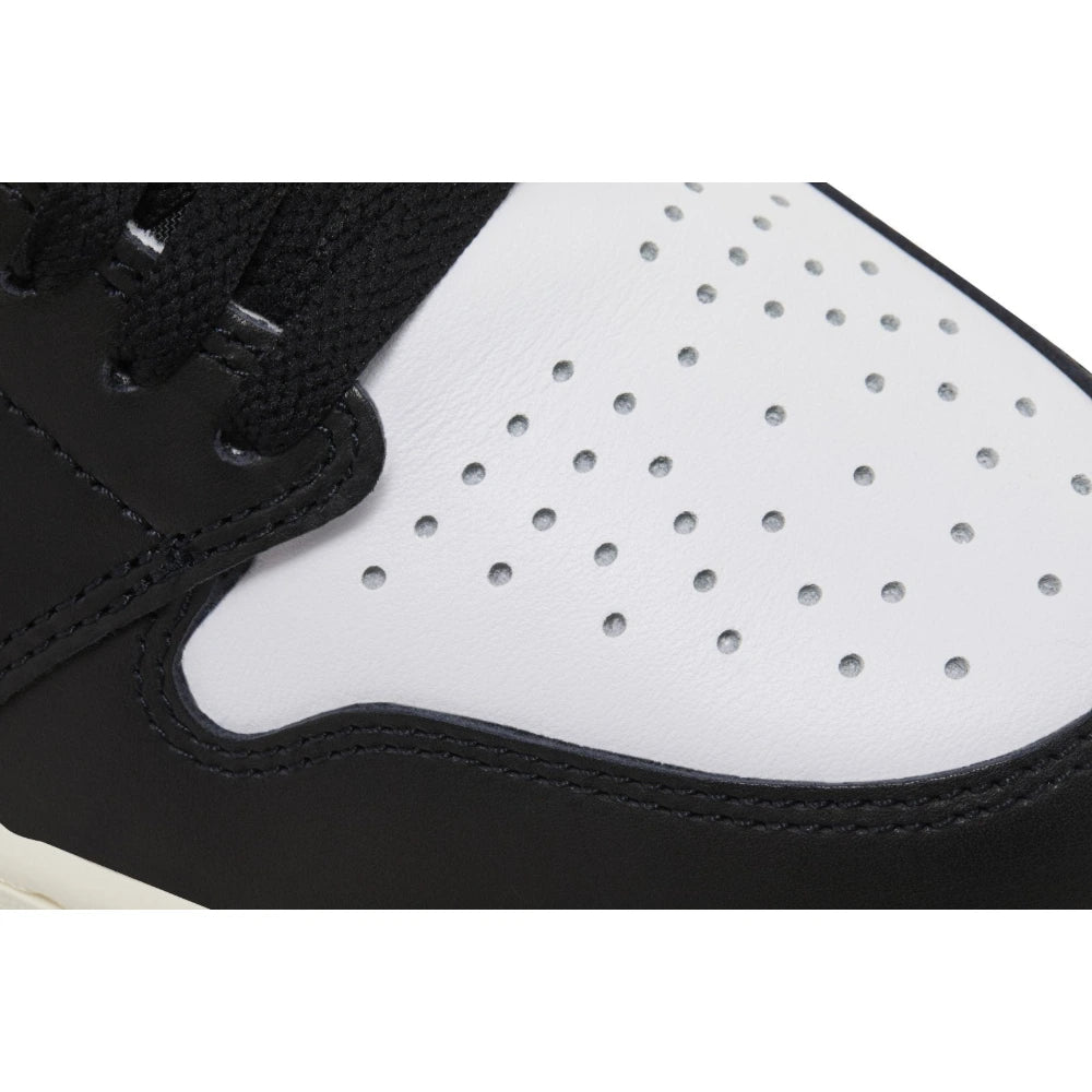 Tênis Nike Air Jordan 1 Retro High OG Black Toe Reimagined Vermelho - foto 7