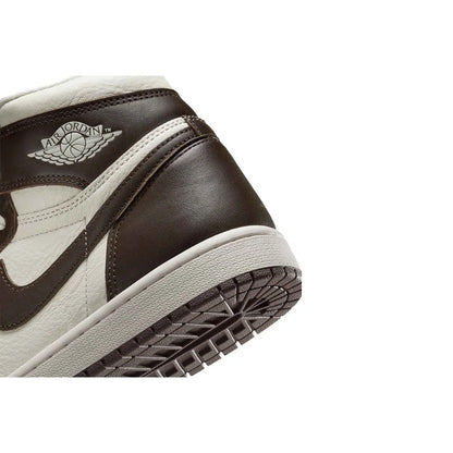 Tênis Nike Air Jordan 1 Retro High OG Light Madder Root Marrom - foto 6