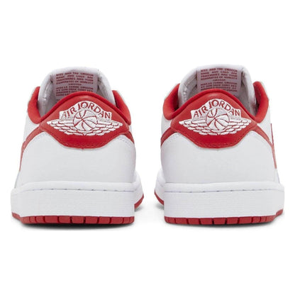 Tênis Nike Air Jordan 1 Retro Low OG University Red Branco - foto 4