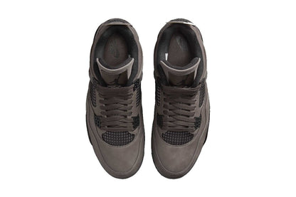 Tênis Nike Air Jordan 4 Cave Stone and Black Marrom