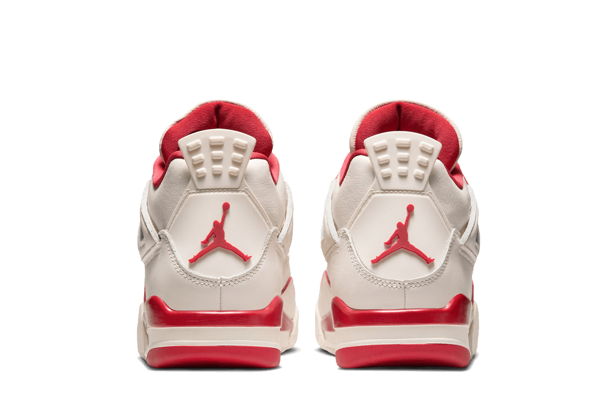 Tênis Nike Air Jordan 4 Retro Valentine&
