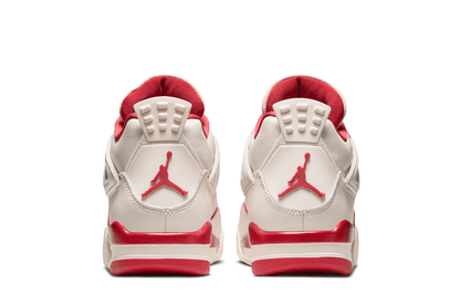 Tênis Nike Air Jordan 4 Retro Valentine&
