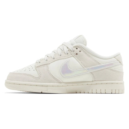 Tênis Nike Dunk Low Iridescent Swoosh Bege - foto 2