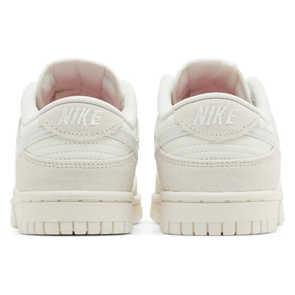 Tênis Nike Dunk Low Iridescent Swoosh Bege - foto 4