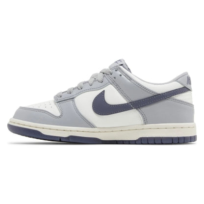 Tênis Nike Dunk Low Light Carbon Cinza - foto 2