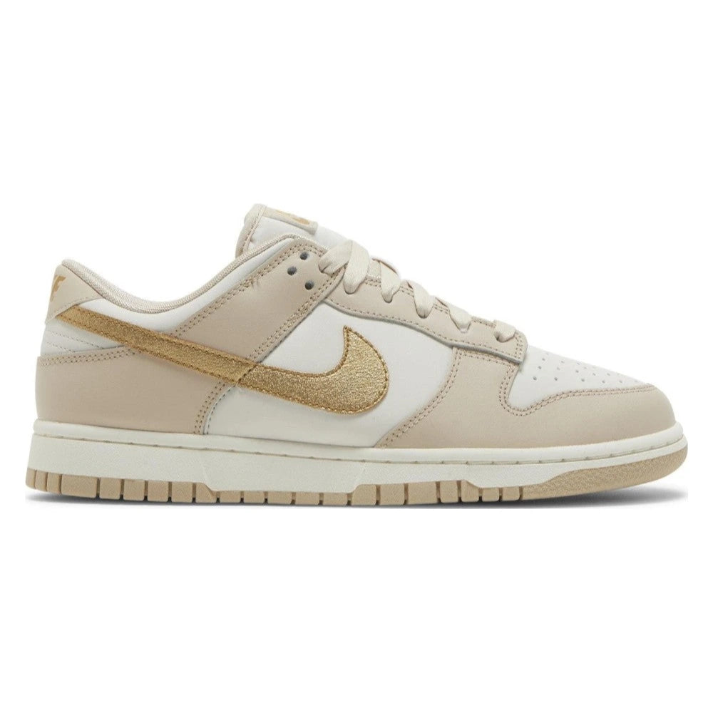 Tênis Nike Dunk Low Phantom Metallic Gold Dourado