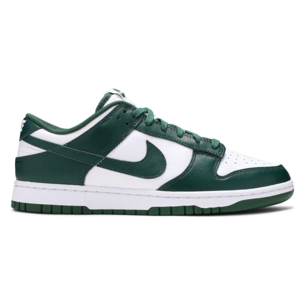 Tênis Nike Dunk Low Varsity Green Michigan State Verde