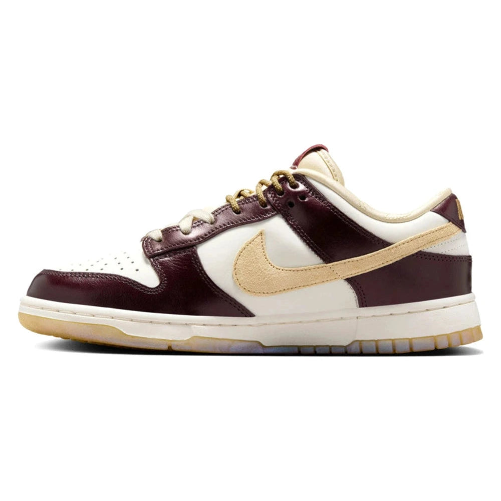 Tênis Nike Dunk Low Year of the Snake 2025 Marrom - vista diagonal frontal